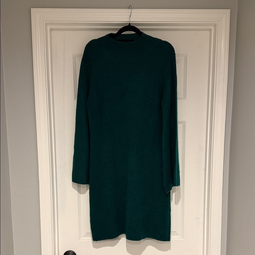 Bardot Forest Green Long Sleeve Dress - Picture 2 of 5